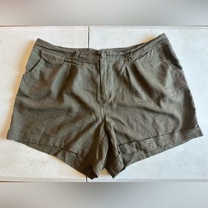 Madrag 100% linen shorts Size - 2X NWT